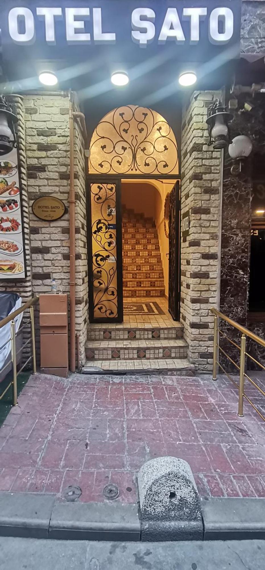 Taksim Sato Hotel 2*